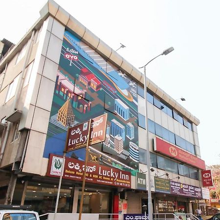 Capital O 71729 Lucky Inn Bangalore Extérieur photo