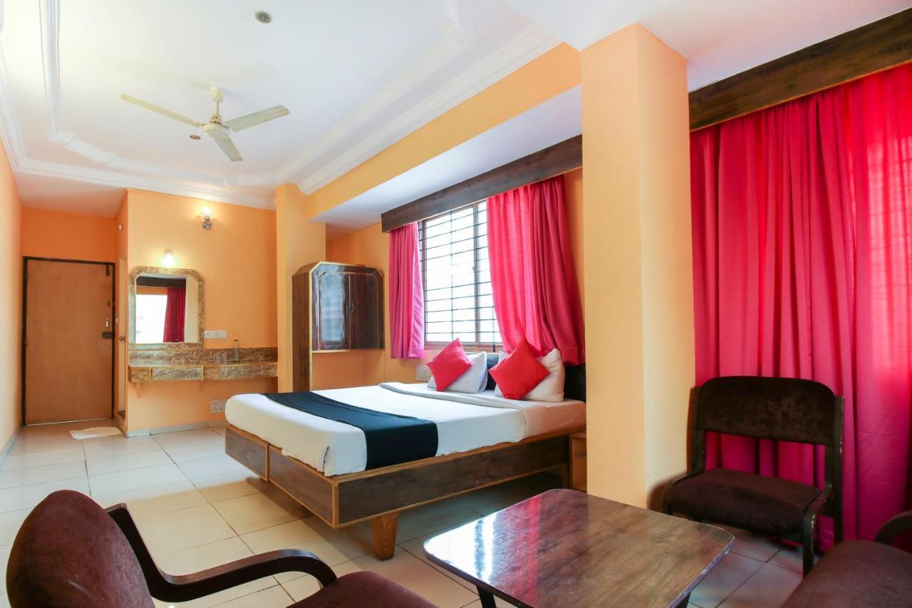 Capital O 71729 Lucky Inn Bangalore Extérieur photo