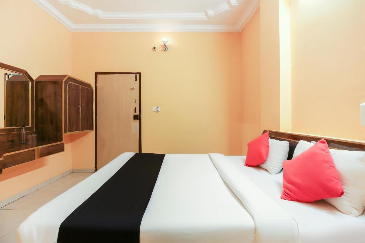 Capital O 71729 Lucky Inn Bangalore Extérieur photo