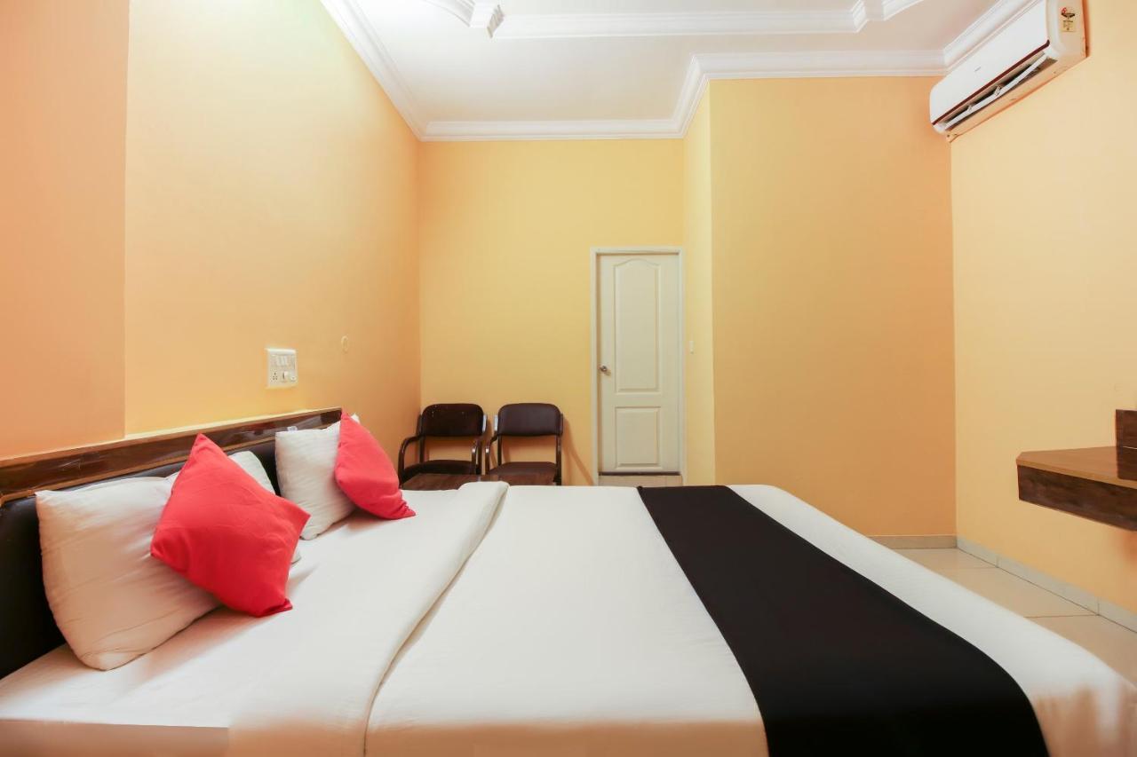 Capital O 71729 Lucky Inn Bangalore Extérieur photo
