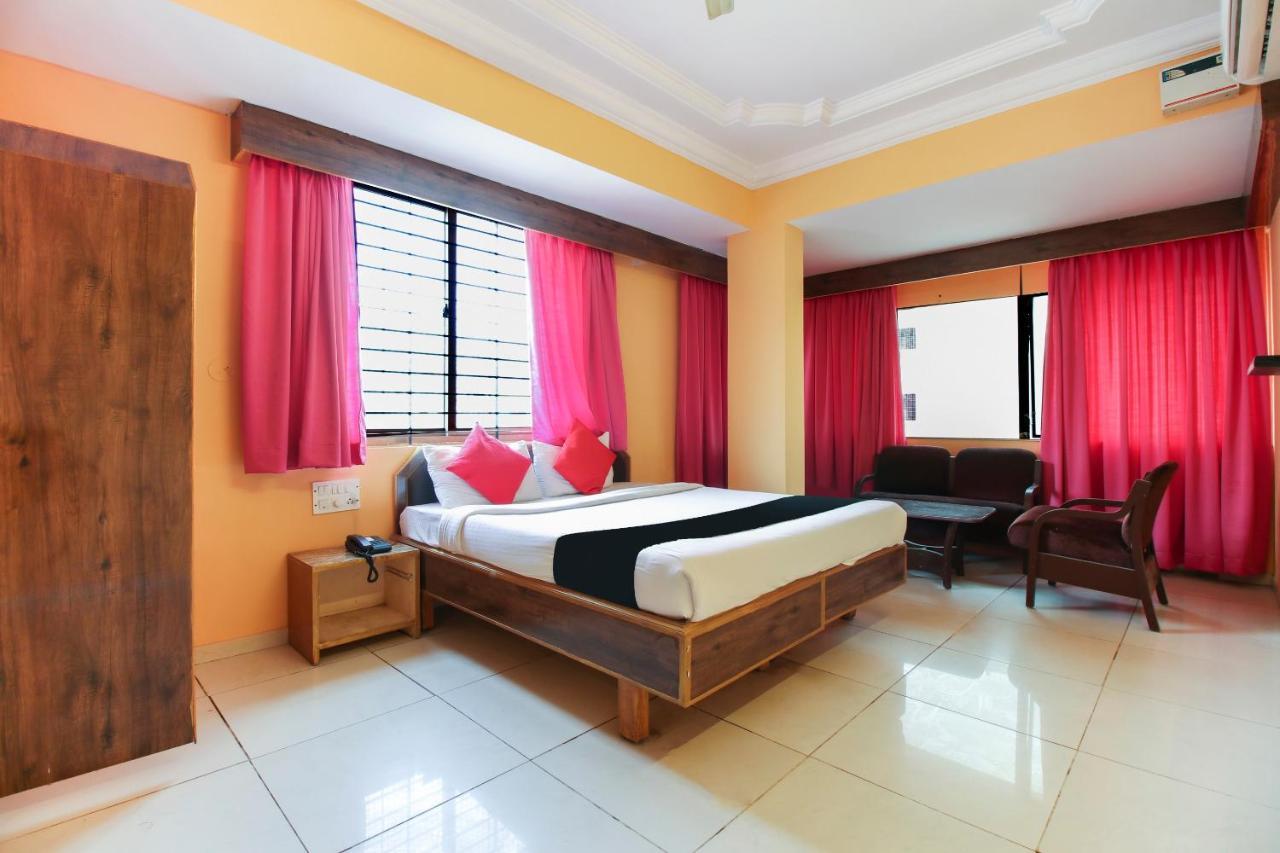Capital O 71729 Lucky Inn Bangalore Extérieur photo