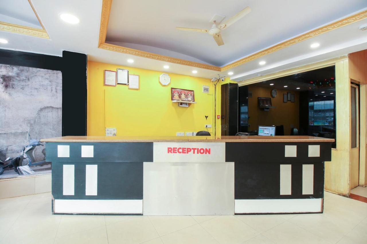 Capital O 71729 Lucky Inn Bangalore Extérieur photo